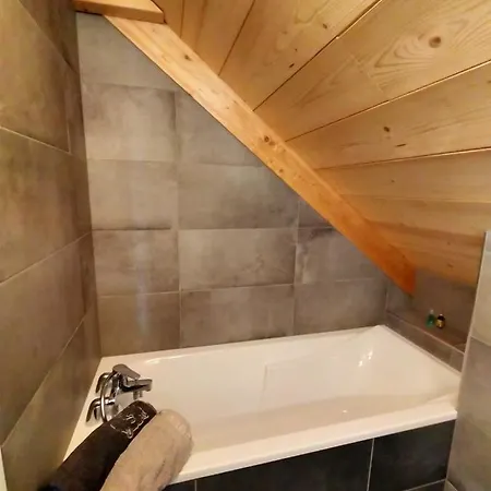 Au De Jo Avec Acces A L'espace Piscine Et Jacuzzi *